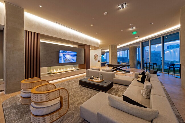 Building Photo - 2-Bedroom Haven: Luxury Living, Modern Con...