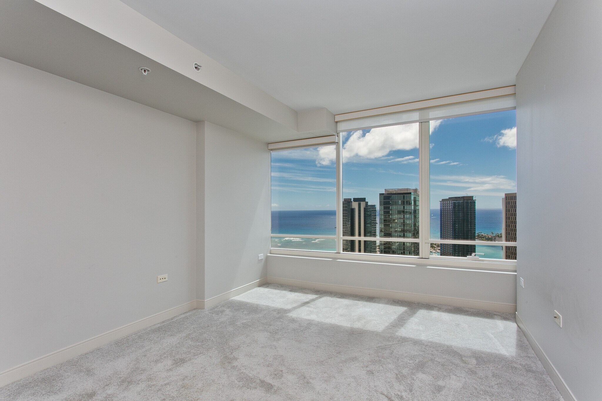 2nd Bedroom - 1009 Kapiolani Blvd