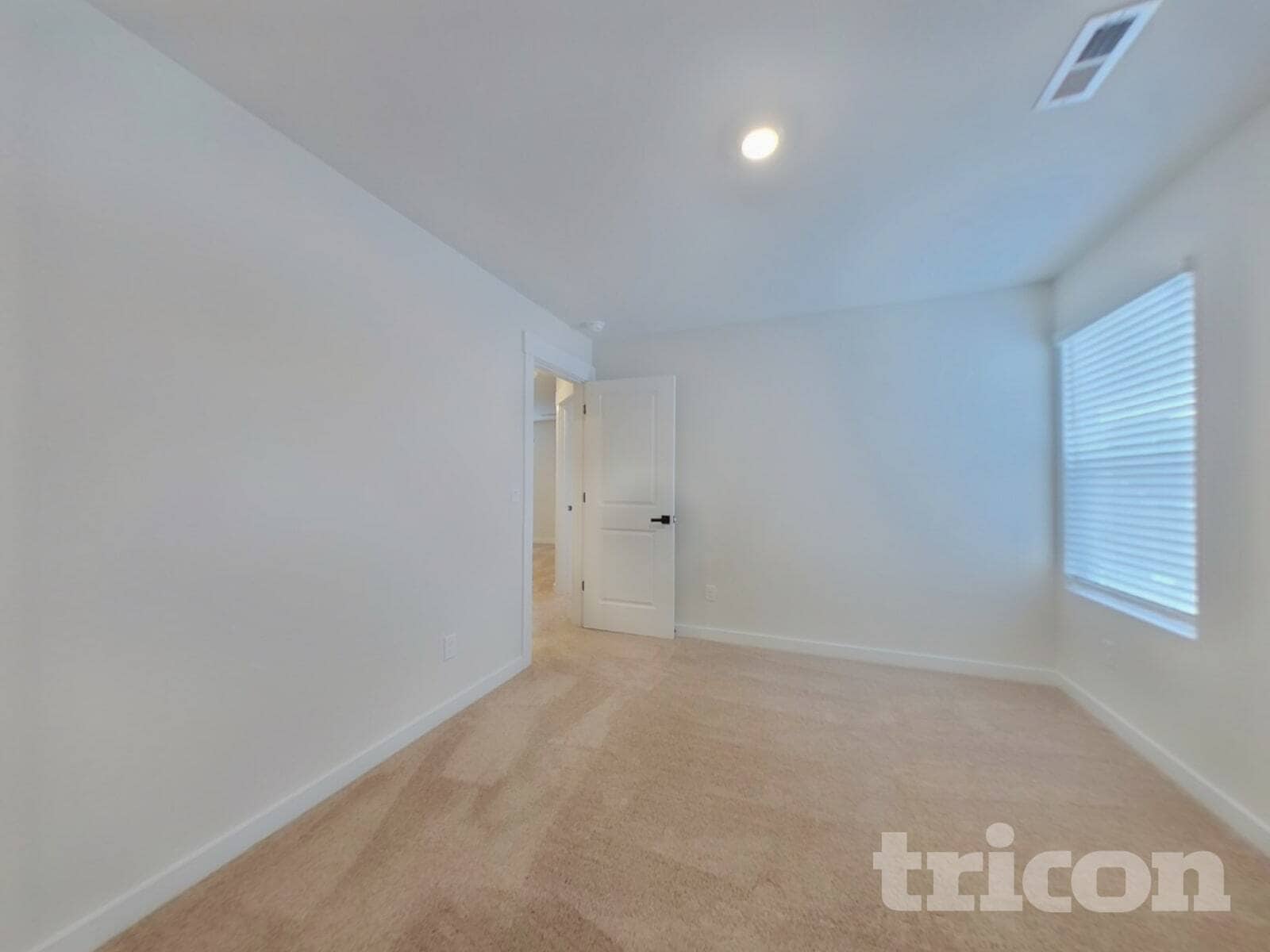 Building Photo - 1217 Crested Iris St