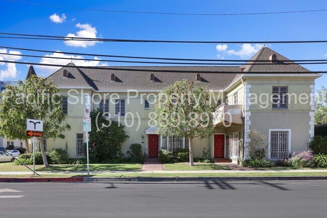 Building Photo - Orange Triplex