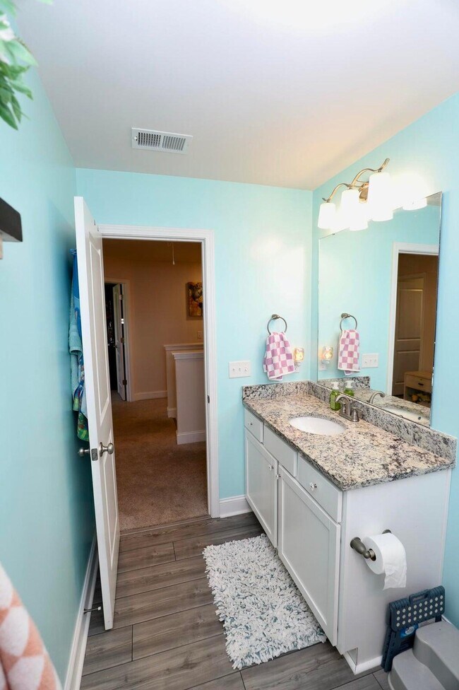 Building Photo - 835 Curlew Cir