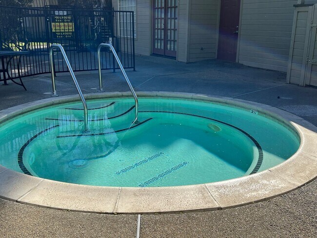 Building Photo - NICE CONDO FOR RENT IN ROSEMONT AT COBBLESTONE GLEN III