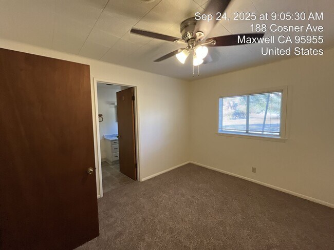 Building Photo - Maxwell Home