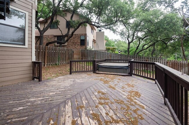 Building Photo - 11513 Juniper Ridge Dr