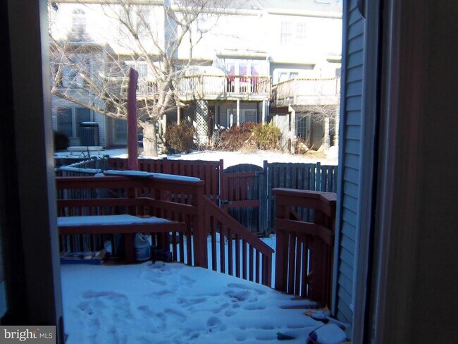 Building Photo - 20320 Cedarhurst Way