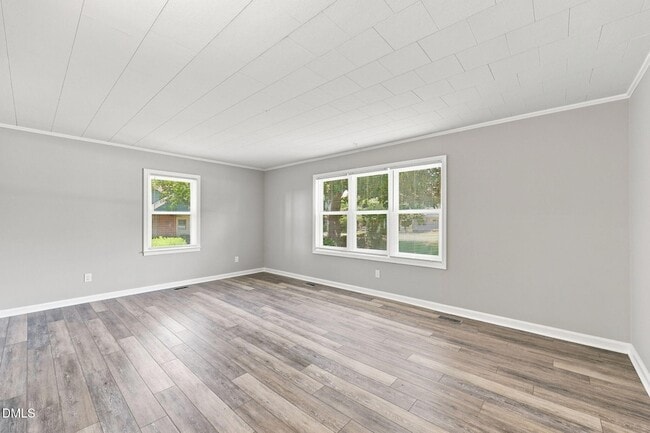Building Photo - 1305 Erwin Rd