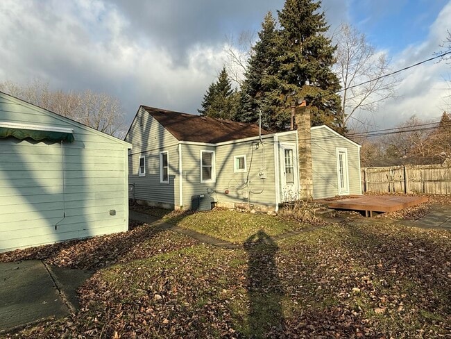 Building Photo - 11691 Cornell St