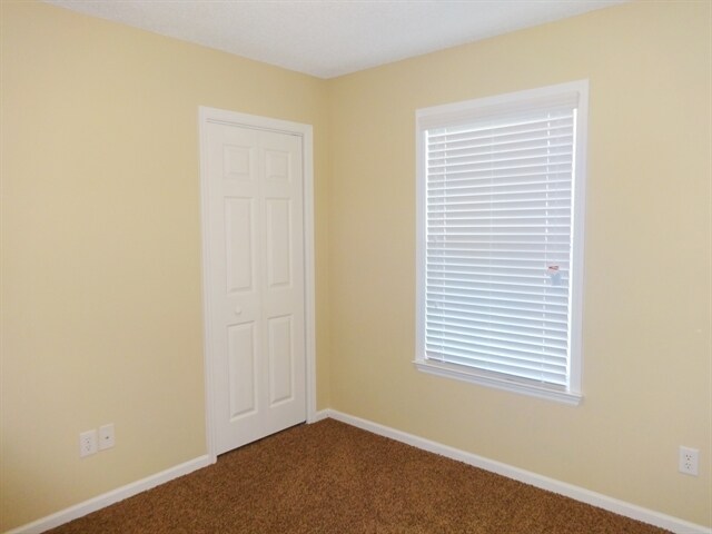 Building Photo - 103 Rosedale Ct