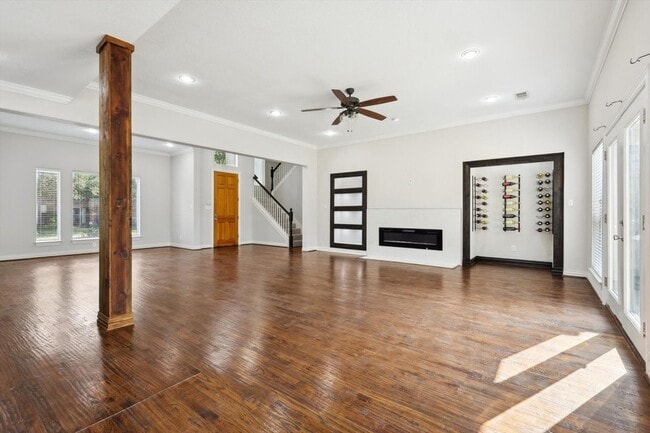 Building Photo - 6043 Fieldstone Dr