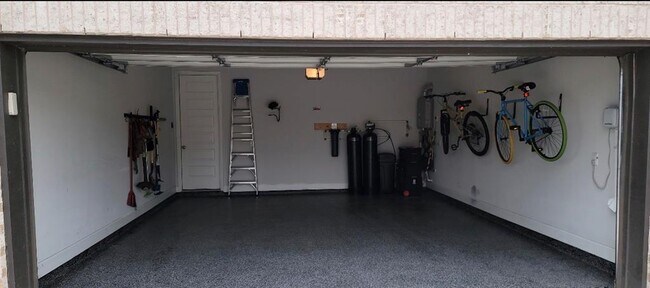 Building Photo - 284 Kimble Creek Lp