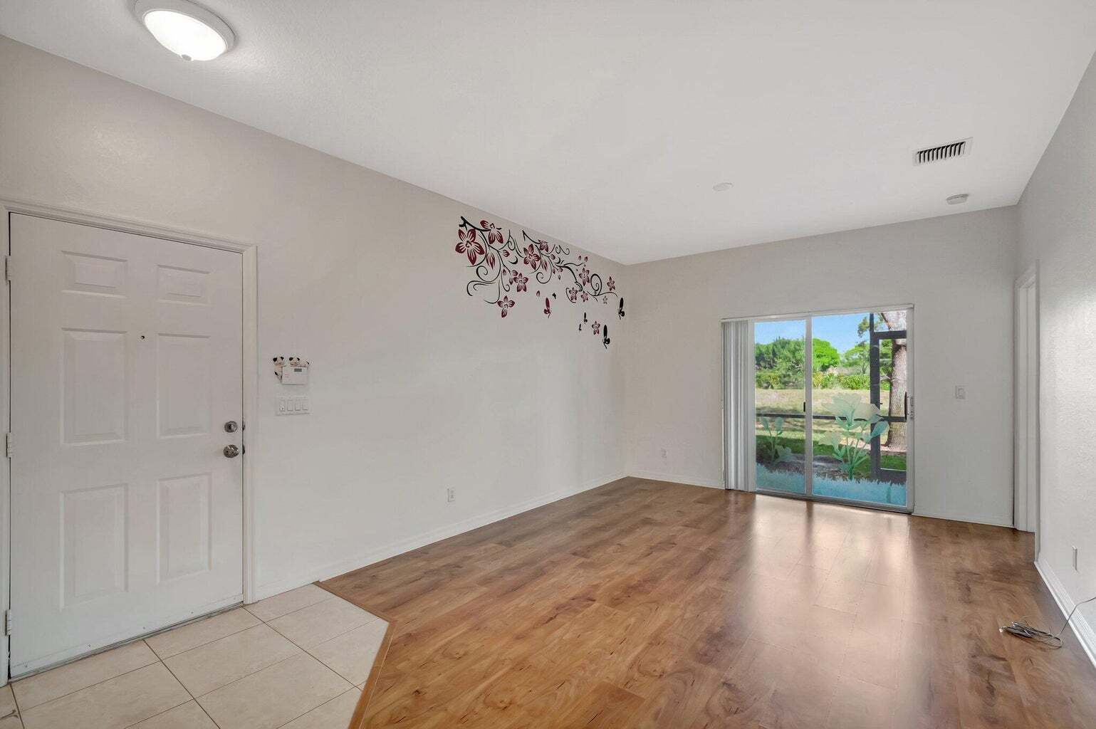 Building Photo - 3070 Grandiflora Dr