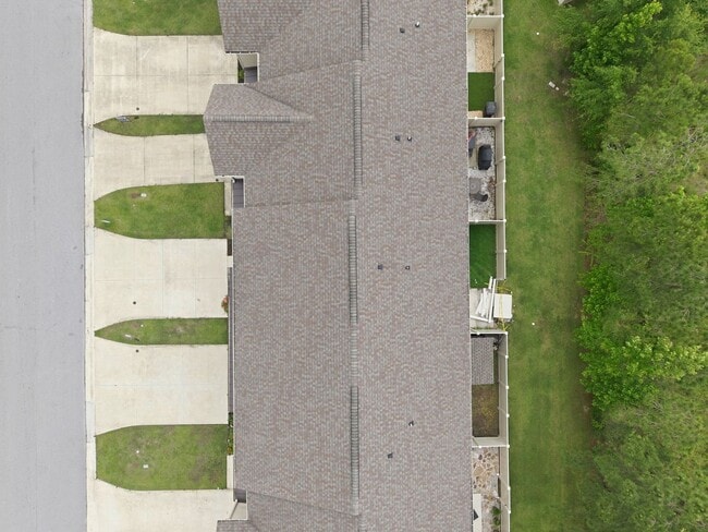 Building Photo - Welcome to Boyington Place!