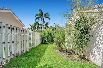 Building Photo - 955 Savannah Falls Dr