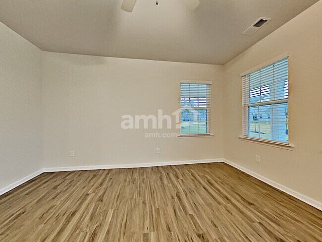 Building Photo - 14326 Hugh Dixon Way