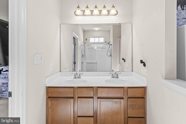 Building Photo - 3321 Tianna Way