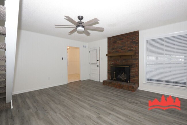 Building Photo - 8241 Misty Meadows Ln