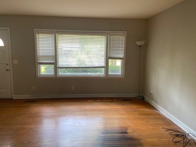 Building Photo - 220 Eastland Ave