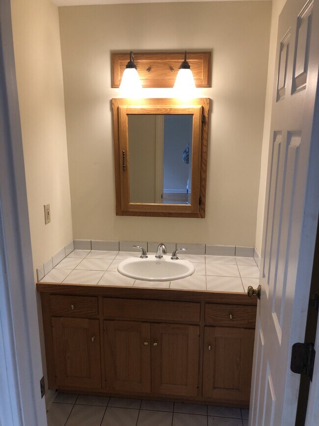 Building Photo - 16 Village Victoria