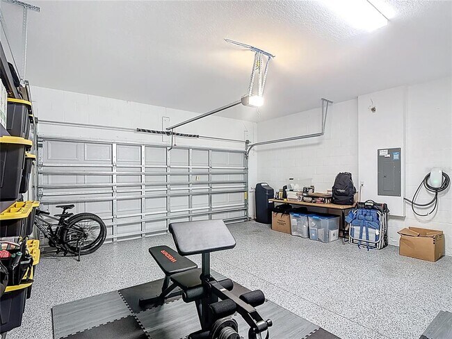 Building Photo - 1037 Chasetree Ln