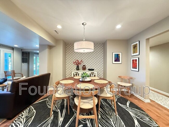 Building Photo - 3417 122nd Pl NE