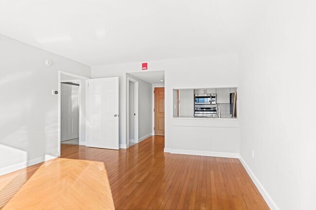 Building Photo - 127 Greyrock Pl