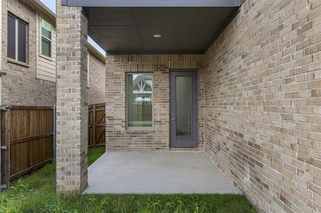 Building Photo - 632 Caprice Blf