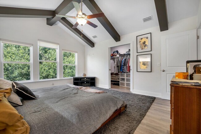 Building Photo - 458 Grand Oaks Rd