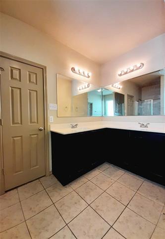 Building Photo - 10916 Hopewell Cv