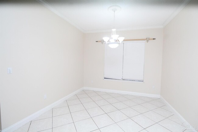 Building Photo - 2563 2nd Ct