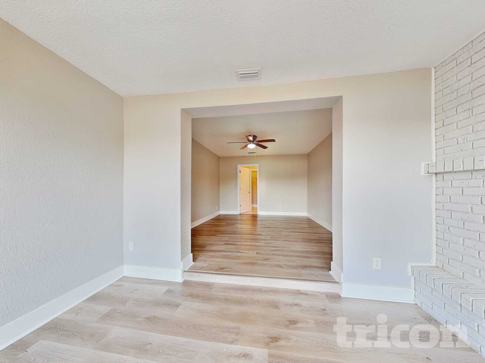 Building Photo - 3856 Lake Joyce Dr