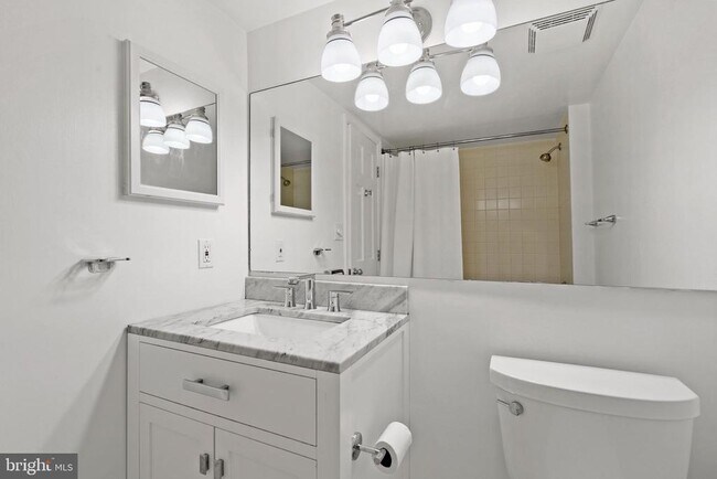 Building Photo - 801 Pennsylvania Ave NW