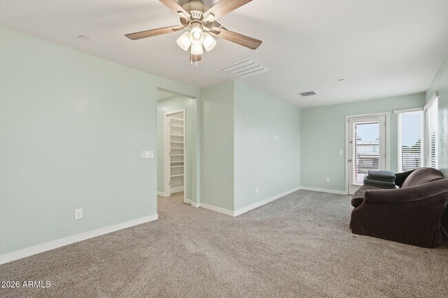 Building Photo - 1250 Abbey Ln