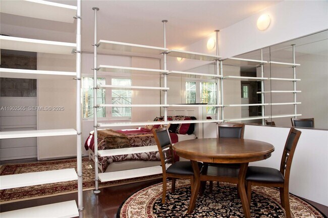 Building Photo - 1573 Pennsylvania Ave