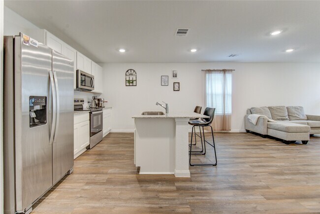 Building Photo - 12339 McCrorey Trails Court