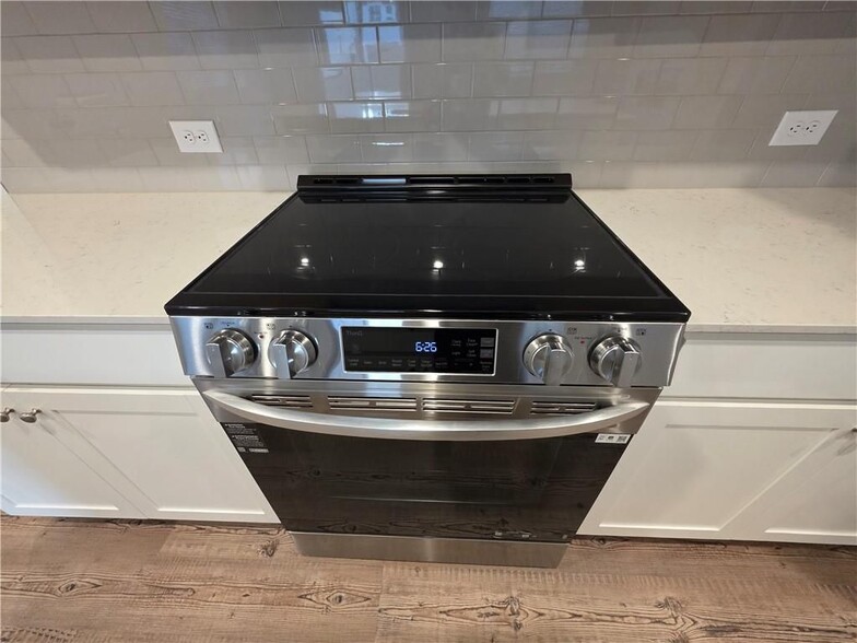 Building Photo - 1712 Harper Lily Ln