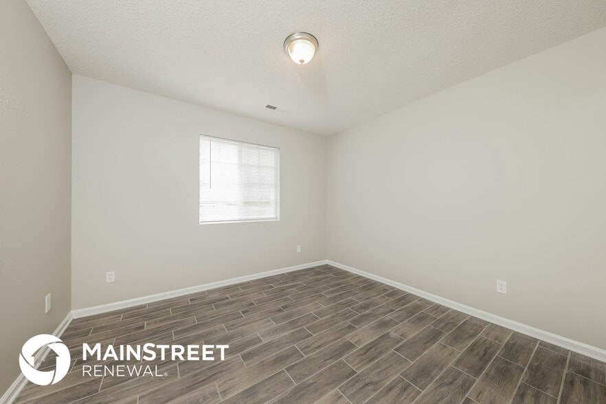 Building Photo - 3806 Dartford Dr