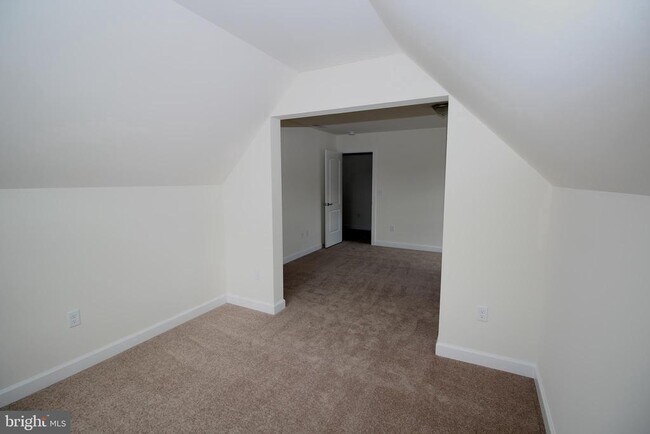 Building Photo - 83 Cherry Blossom Ct