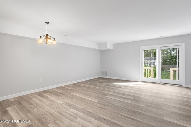 Building Photo - 30 Winged Foot Ln