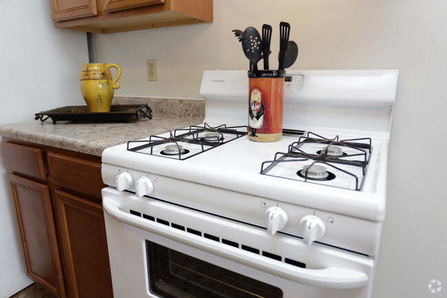 Interior Photo - Hampton Park Apartments