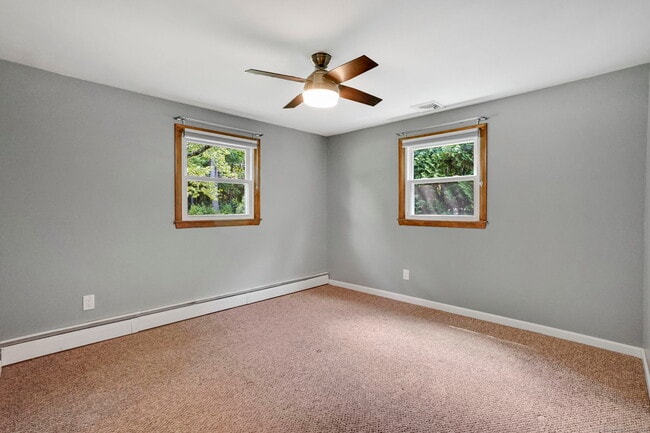 Building Photo - 293 Brainard Rd