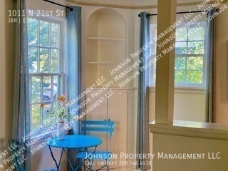 Building Photo - 1011 N 21st St