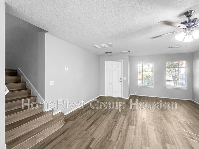 Building Photo - 19227 Indian Stone Ln