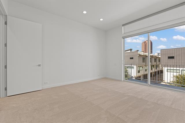 Building Photo - 4210 Delano Pl