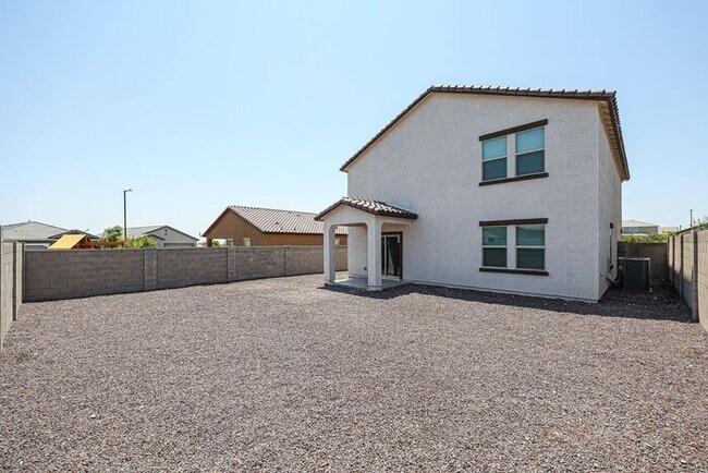 Building Photo - Home in Litchfield Park at Canyon Views! 5...