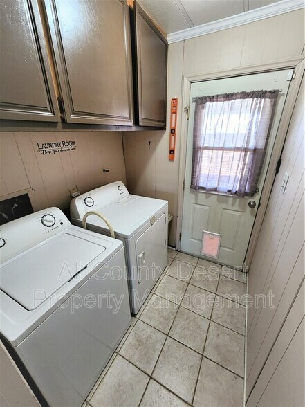 Building Photo - 33860 Westchester Dr