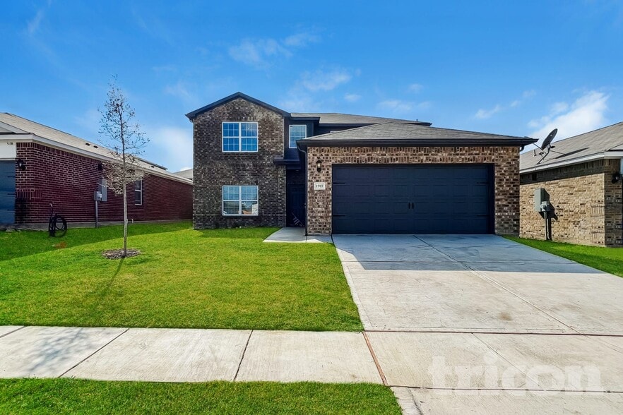 Primary Photo - 1917 Belmont Dr