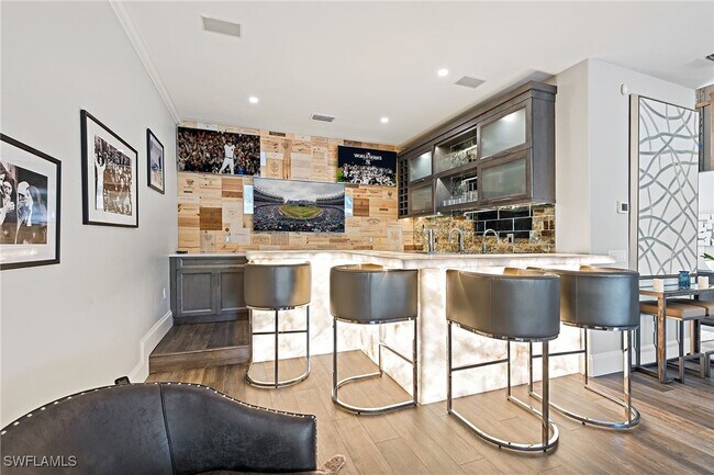 Building Photo - 1435 Osprey Ave