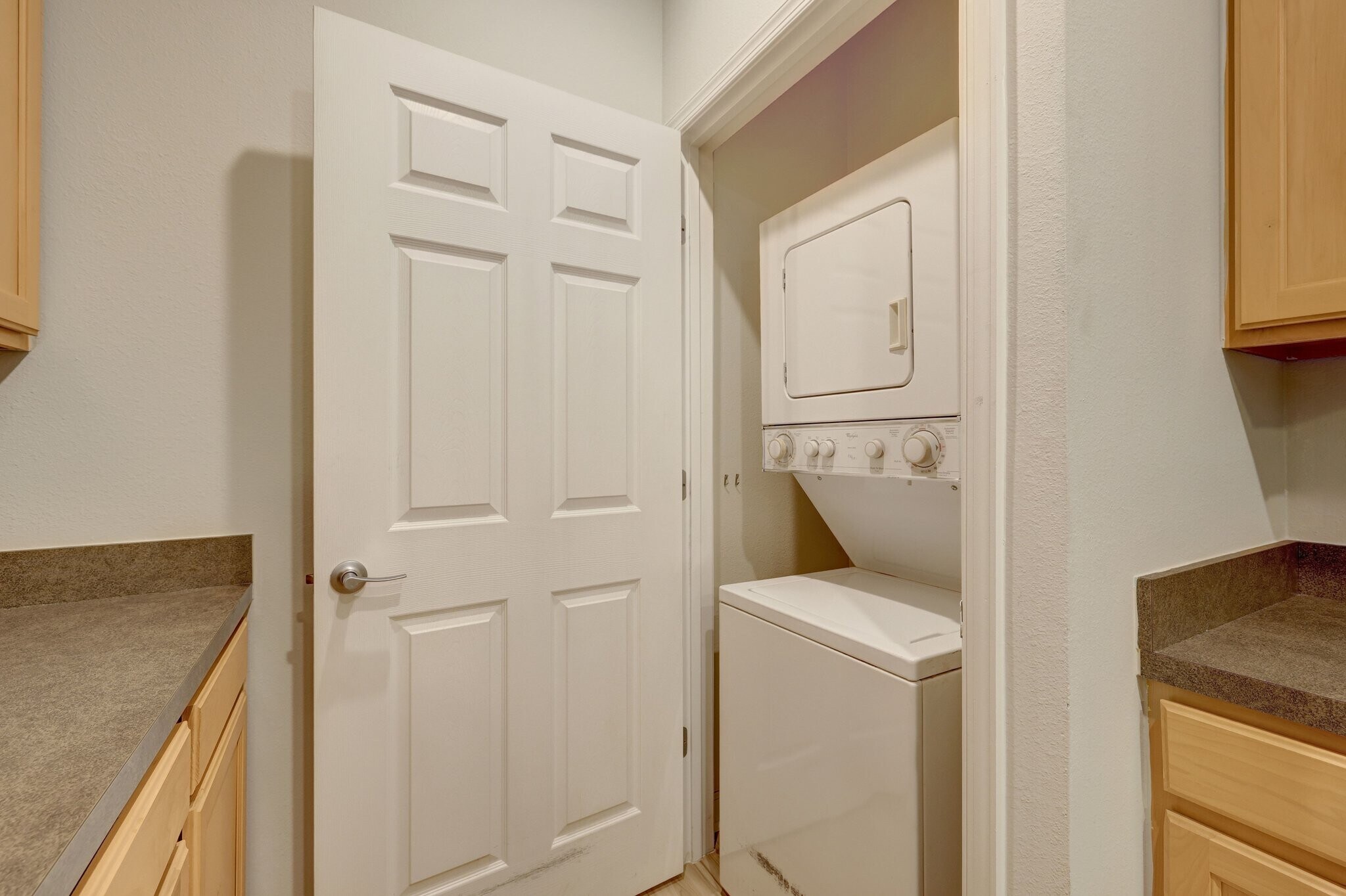 Building Photo - 42421 Rockrose Sq