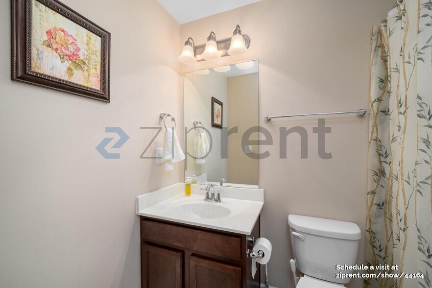 Building Photo - 6005 Beaver Creek Ct