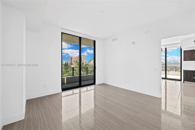 Building Photo - 2960 NE 207th St